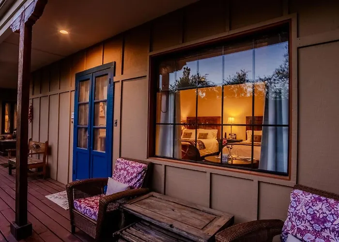 Inn Country Tubac