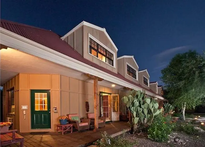 Inn Country Tubac